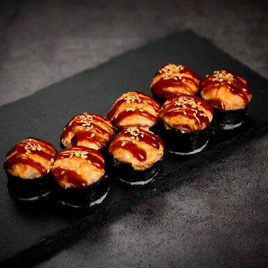 Запеченный ролл с курицей